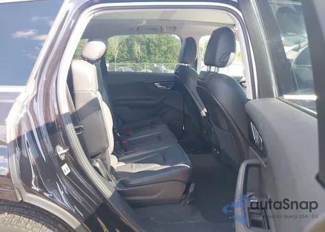 2018 Audi Q7 3.0T Premium z USA, uszkodzony, nr VIN WA1LAAF71JD051158